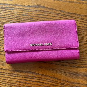 Michael Kors Pink Wallet